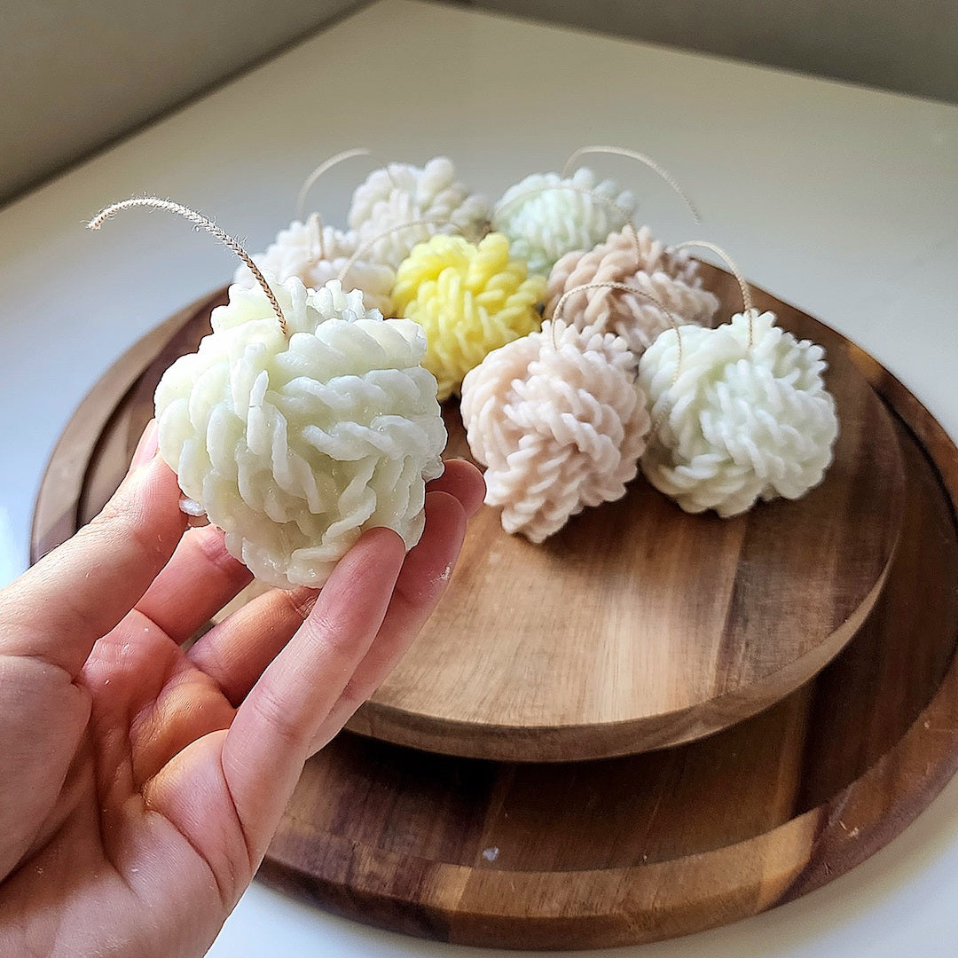 Yarn Candle in Color