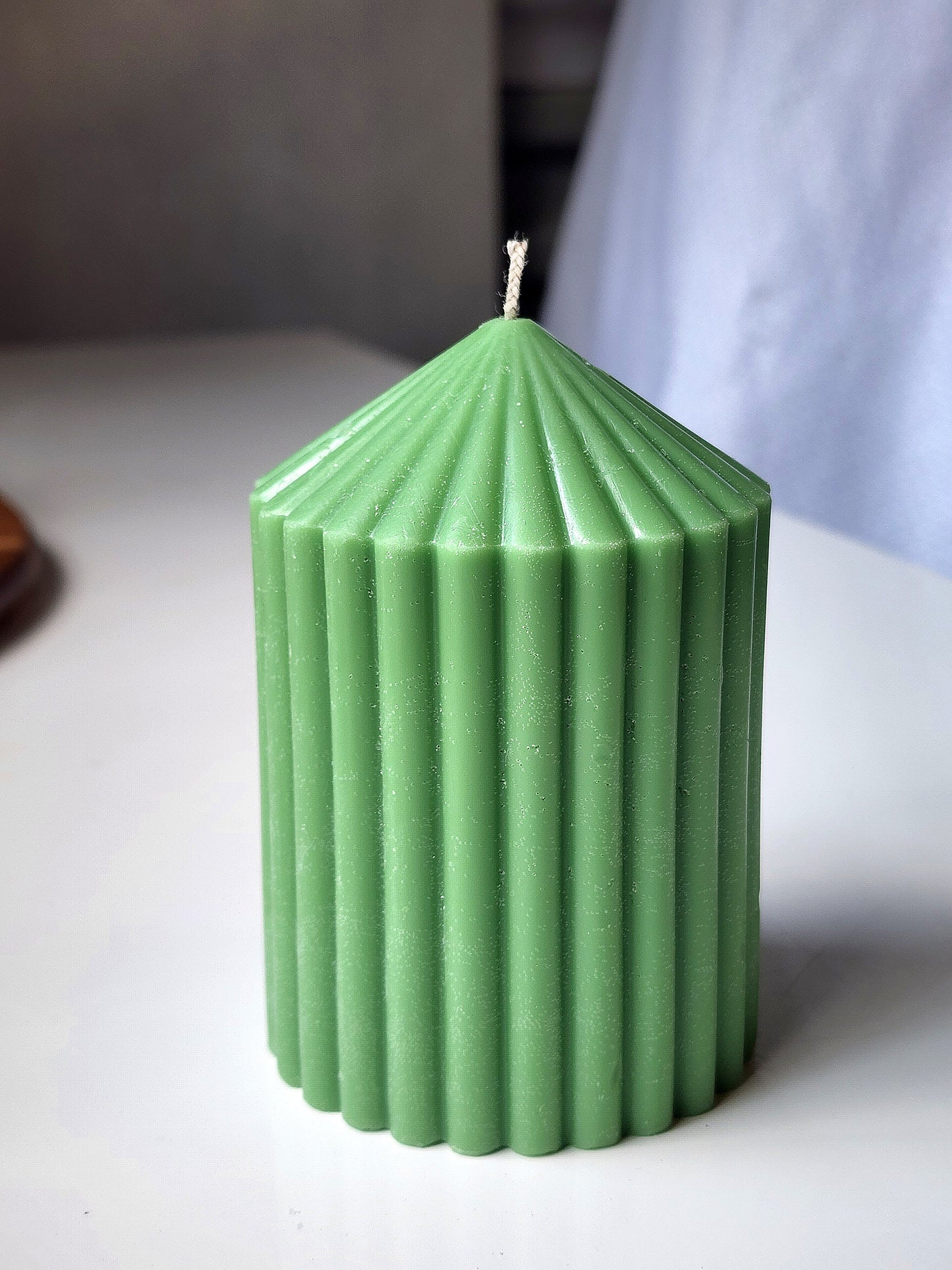 Ribbed Pillar Aesthetic Candle in Fern